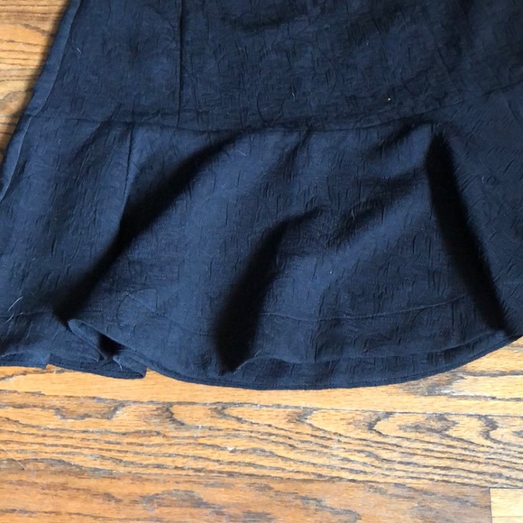 Like new black skater skirt size 14 - Picture 3 of 7
